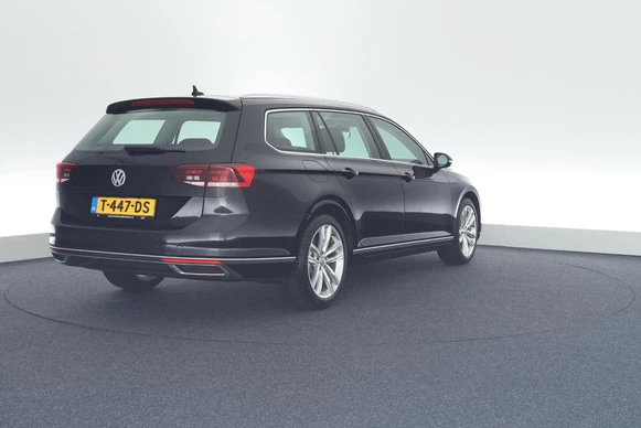 Volkswagen Passat - Afbeelding 7 van 30