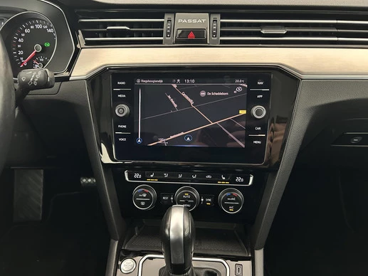 Volkswagen Passat - Afbeelding 12 van 30