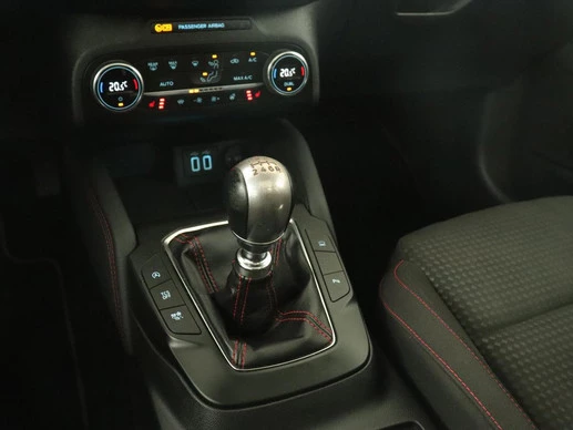 Ford Focus - Afbeelding 18 van 30