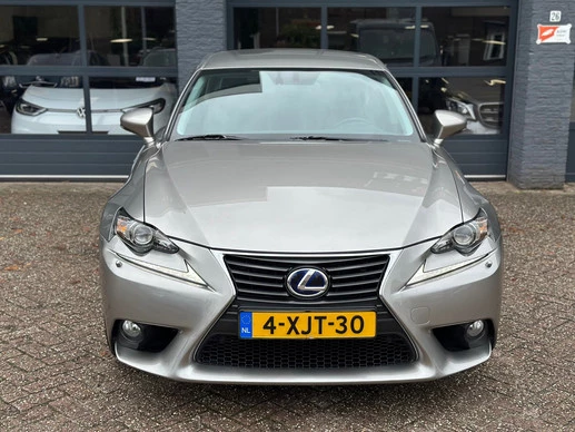 Lexus IS - Afbeelding 2 van 26