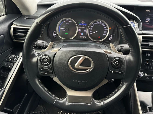 Lexus IS - Afbeelding 15 van 26