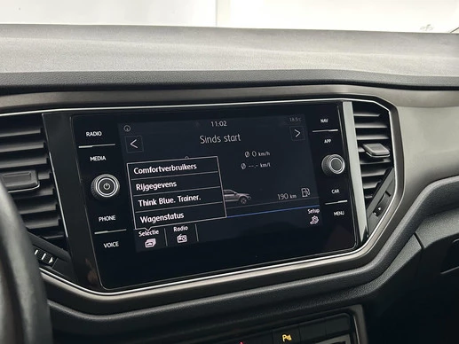 Volkswagen T-Roc - Afbeelding 23 van 30