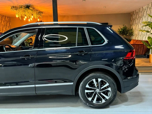 Volkswagen Tiguan - Afbeelding 15 van 30