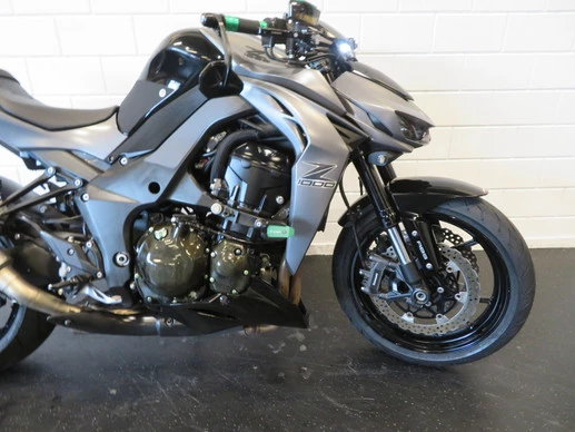 Kawasaki Z1000 - Afbeelding 9 van 13