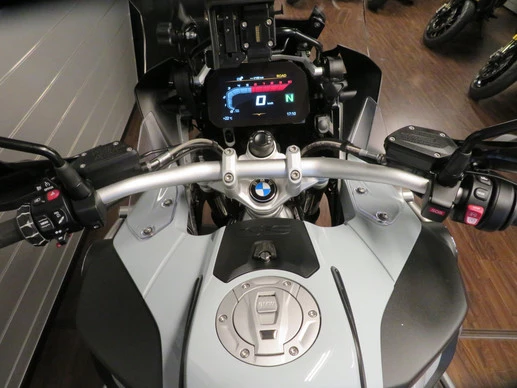 BMW R 1250 GS Adventure - Afbeelding 9 van 13