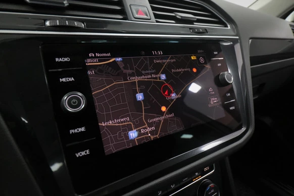 Volkswagen Tiguan - Afbeelding 21 van 30