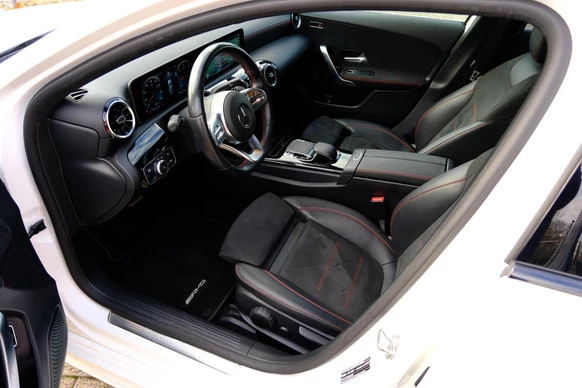 Mercedes-Benz A-Klasse - Afbeelding 2 van 30