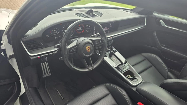 Porsche 911 - Afbeelding 3 van 6