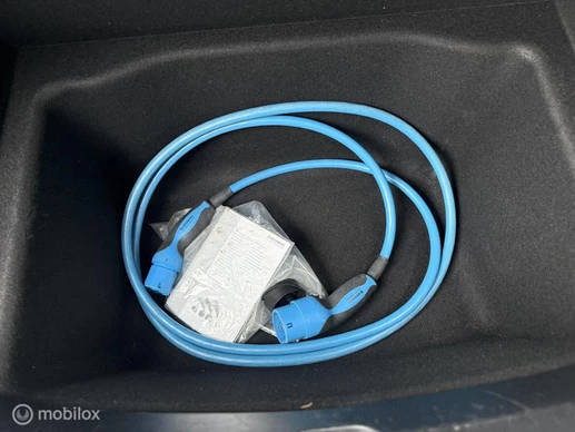 Tesla Model 3 - Afbeelding 15 van 23