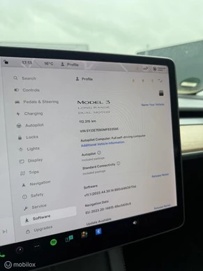 Tesla Model 3 - Afbeelding 17 van 23