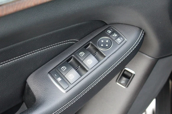 Mercedes-Benz M-Klasse - Afbeelding 7 van 30