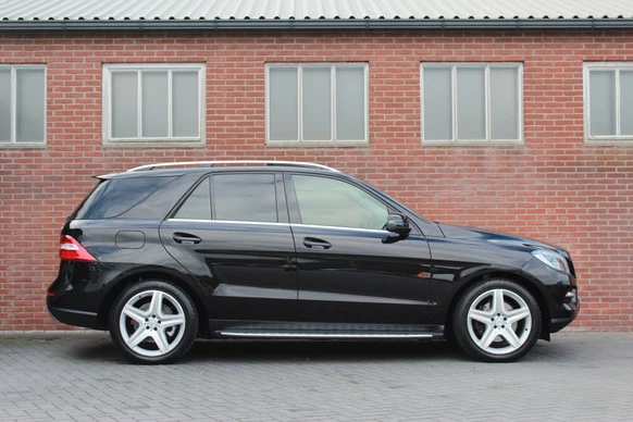 Mercedes-Benz M-Klasse - Afbeelding 16 van 30