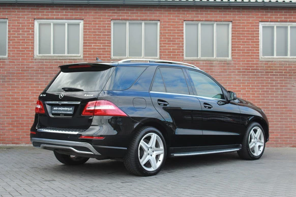 Mercedes-Benz M-Klasse - Afbeelding 24 van 30