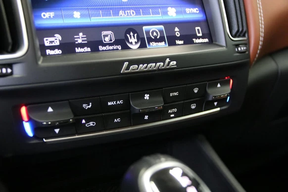 Maserati Levante - Afbeelding 27 van 30