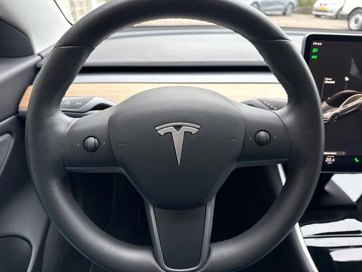Tesla Model 3 - Afbeelding 8 van 19