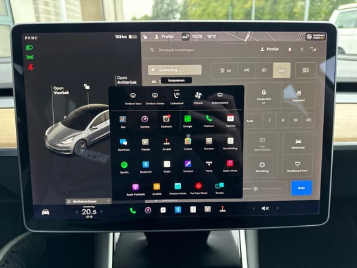 Tesla Model 3 - Afbeelding 12 van 19