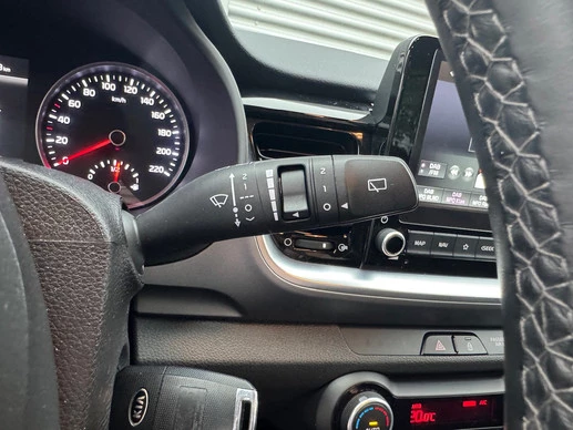 Kia Stonic - Afbeelding 18 van 30