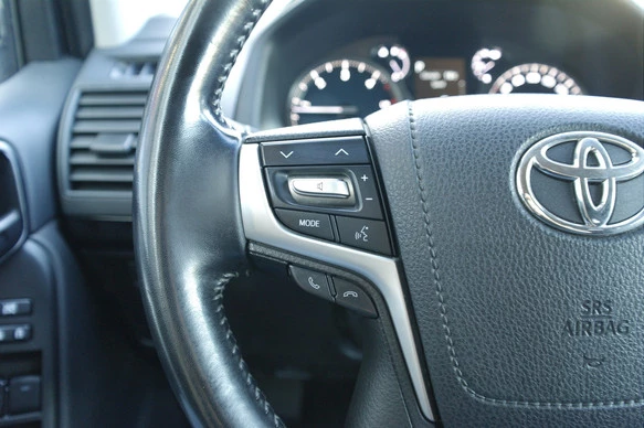 Toyota Land Cruiser - Afbeelding 18 van 30