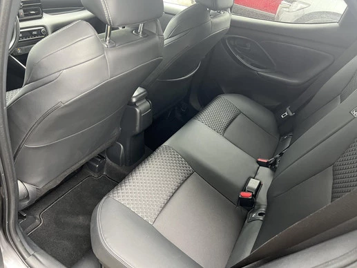 Mazda 2 Hybrid - Afbeelding 13 van 30