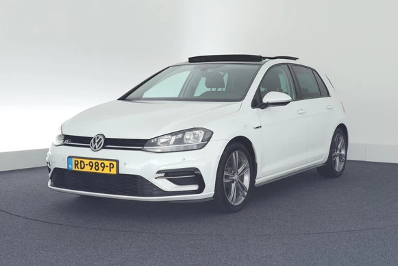 Volkswagen Golf - Afbeelding 1 van 30