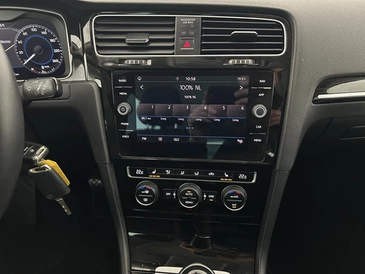 Volkswagen Golf - Afbeelding 14 van 30