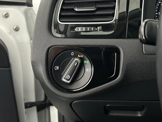 Volkswagen Golf - Afbeelding 17 van 30
