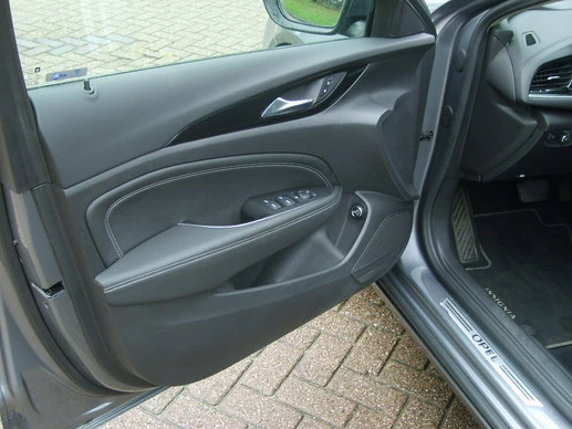 Opel Insignia - Afbeelding 9 van 27
