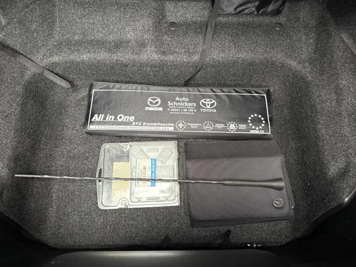 Mazda MX-5 - Afbeelding 28 van 30