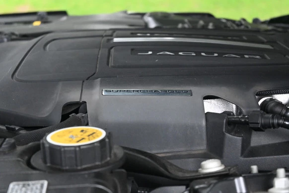 Jaguar F-Type - Afbeelding 25 van 30