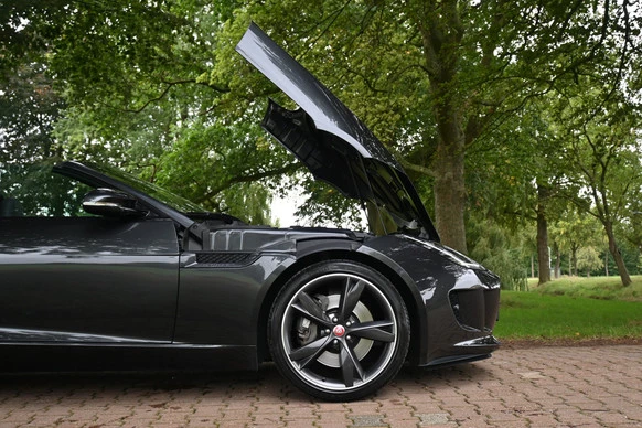 Jaguar F-Type - Afbeelding 26 van 30