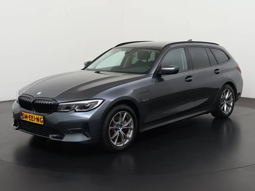 BMW 3 Serie - Afbeelding 1 van 30