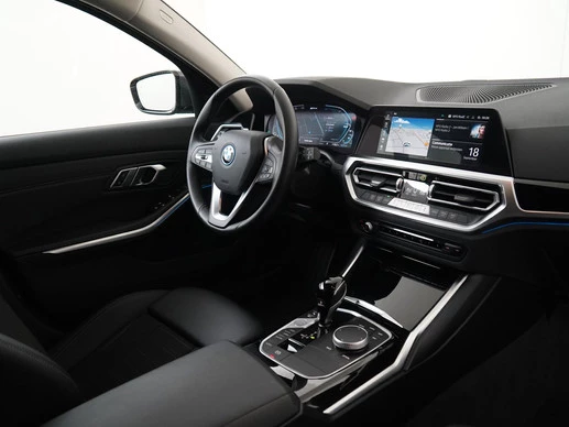 BMW 3 Serie - Afbeelding 2 van 30