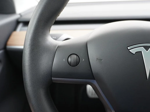 Tesla Model 3 - Afbeelding 30 van 30