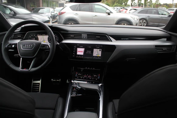 Audi Q8 Sportback e-tron - Afbeelding 3 van 30
