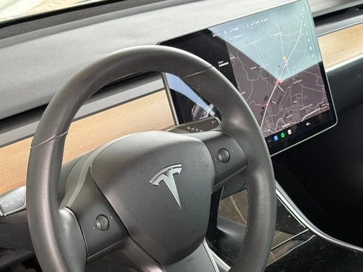 Tesla Model 3 - Afbeelding 4 van 4