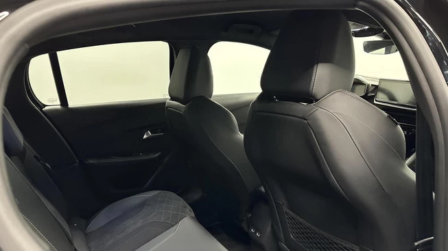 Peugeot 208 - Afbeelding 17 van 30