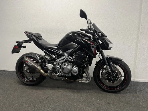 Kawasaki Z900 - Afbeelding 4 van 22