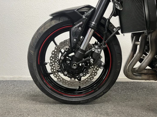 Kawasaki Z900 - Afbeelding 16 van 22