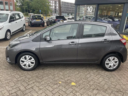 Toyota Yaris - Afbeelding 2 van 12