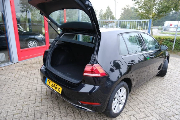 Volkswagen Golf - Afbeelding 9 van 30