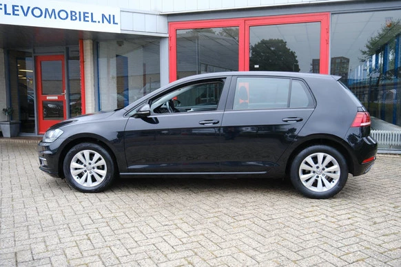 Volkswagen Golf - Afbeelding 26 van 30