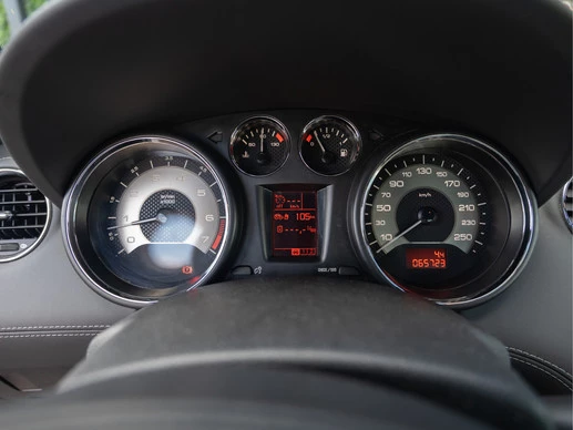 Peugeot RCZ - Afbeelding 29 van 30