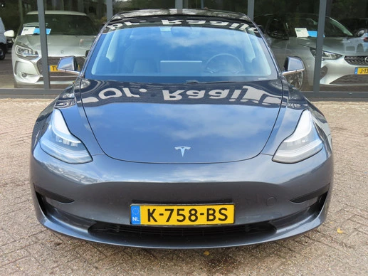 Tesla Model 3 - Afbeelding 3 van 17