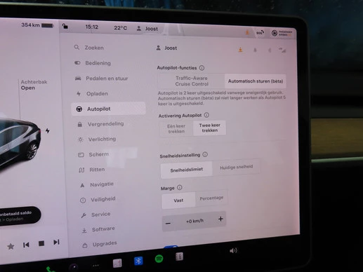 Tesla Model 3 - Afbeelding 14 van 17
