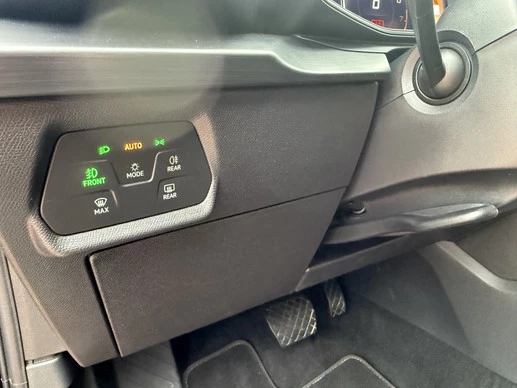 CUPRA Leon Sportstourer - Afbeelding 18 van 30