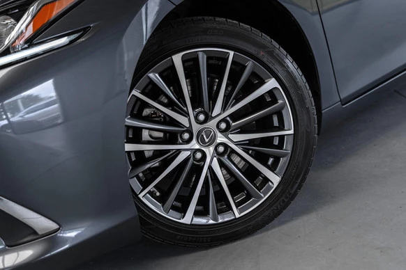 Lexus ES - Afbeelding 9 van 30