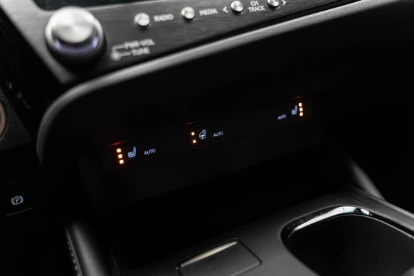 Lexus ES - Afbeelding 16 van 30