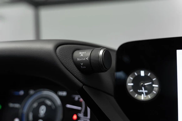 Lexus ES - Afbeelding 18 van 30