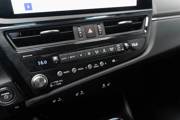 Lexus ES - Afbeelding 19 van 30