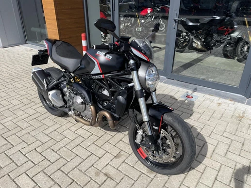 Ducati Monster - Afbeelding 2 van 16
